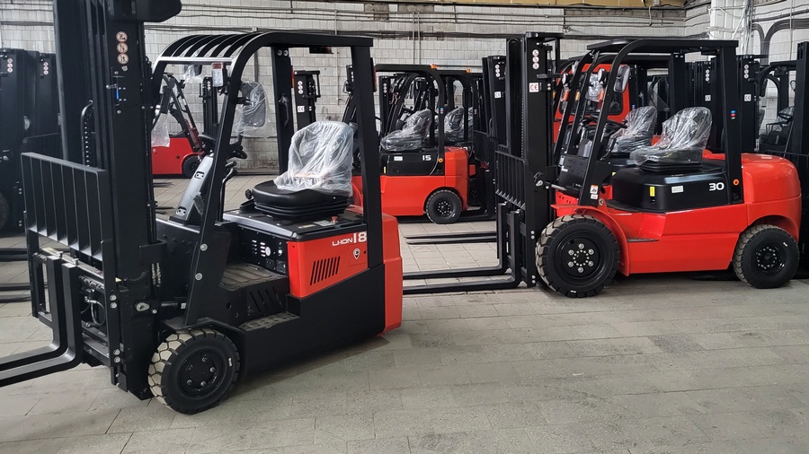 Тест-драйв складской техники на нашем складе в Михайловске